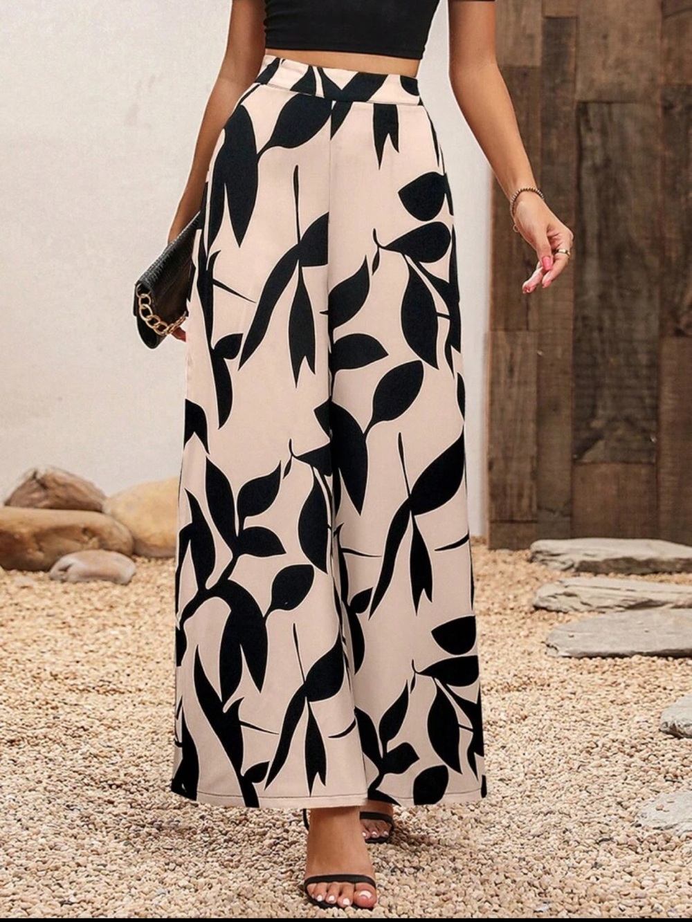 High-Waist Wide Leg Printed Pants - Black Leaf on Cream
